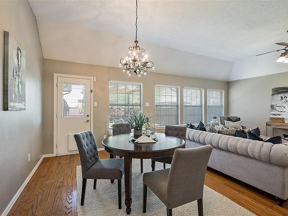 5th image of 4024 Aladdin Dr