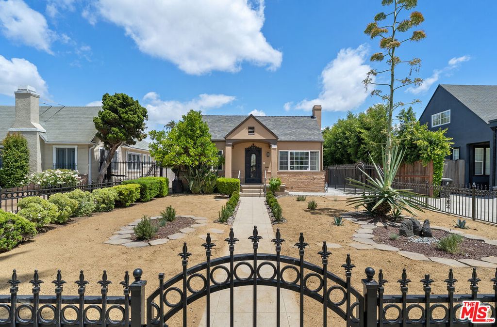 1142 S Windsor Blvd, Los Angeles, CA