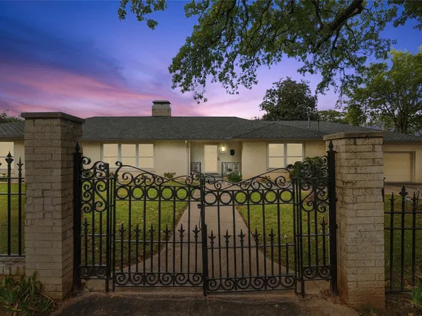 810 N Main St, Sand Springs, OK 74063