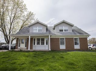 2006 Cardinal Dr, City Of Waukesha, WI 53186