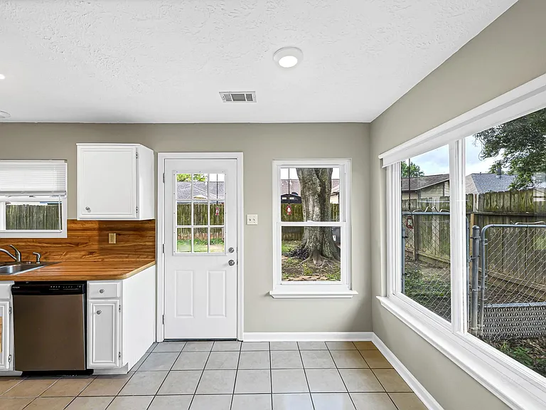 19307 Wildoats Dr — Photo 16