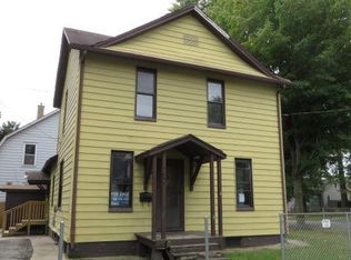 521 4th St, Waukegan, IL