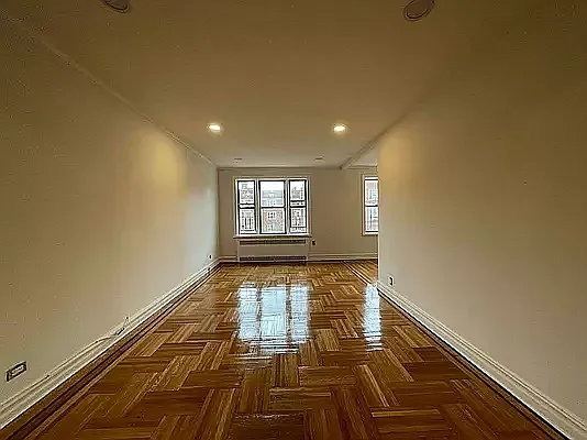 Rented by Contact Realty | media 3