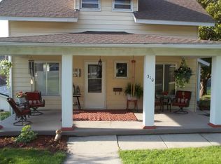 310 Terrace St, Decorah, IA 52101