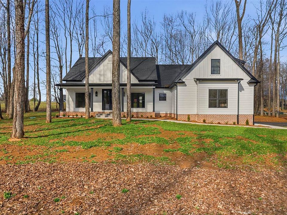 1st image of 210 Cottage Stone Blvd