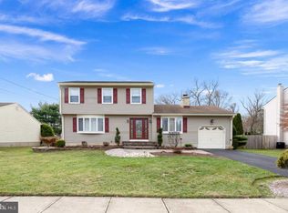 203 Murray Ave, Hamilton, NJ 08620