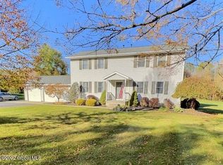 1358 Vley Rd, Glenville, NY 12302