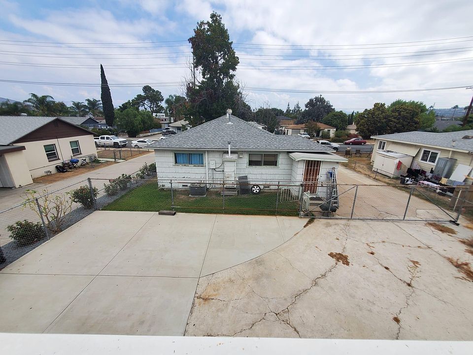 2nd image of 226 Richardson Ave #1