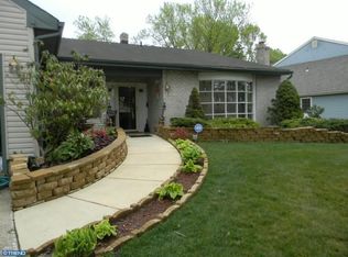 106 Kilburn Dr, Cherry Hill, NJ 08003