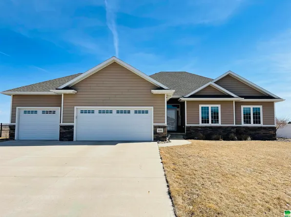 820 Terrtam St, Moville, IA 51039