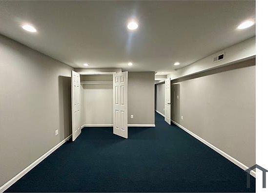 5th image of 3302 Dudley Ave