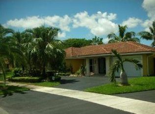 6940 SW 156th Ct, Miami, FL 33193