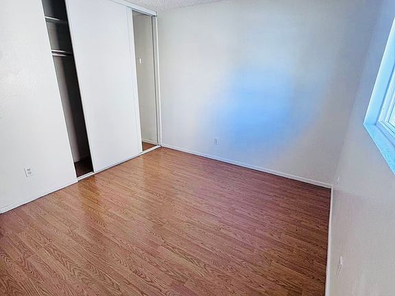 4th image of 16050 Dorsey Ave APT B