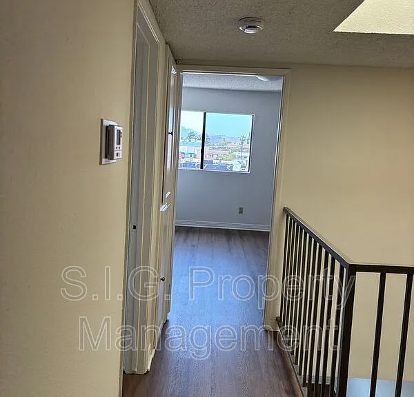 627 Orange Grove Ave #1 — Photo 17