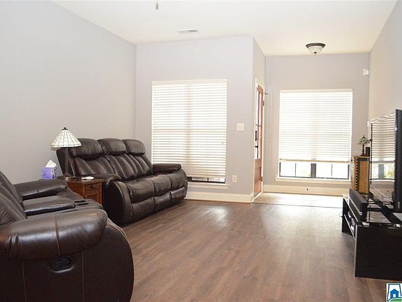 4th image of 5176 Sterling Glen Dr