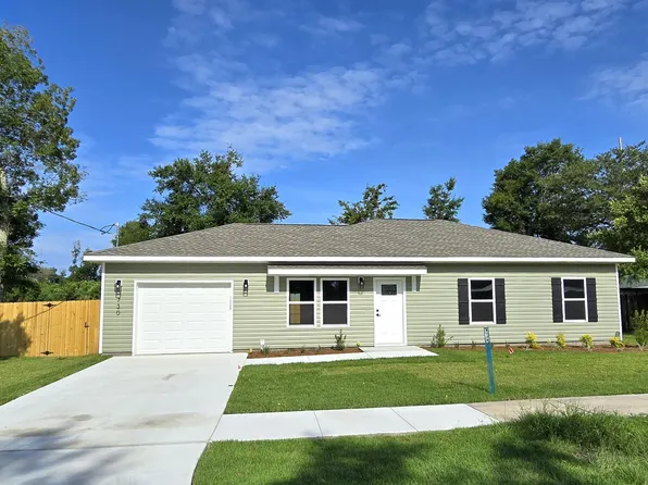 730 West St, Panama City, FL 32404