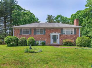 3575 Pinewood Dr, Keswick, VA 22947