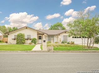 522 Fenwick Dr, Windcrest, TX 78239