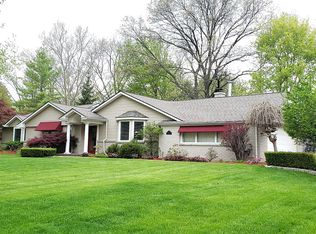 4354 Far Hill Dr, Bloomfield Hills, MI 48304