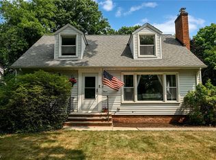 5295 Case Ave, Lyndhurst, OH 44124
