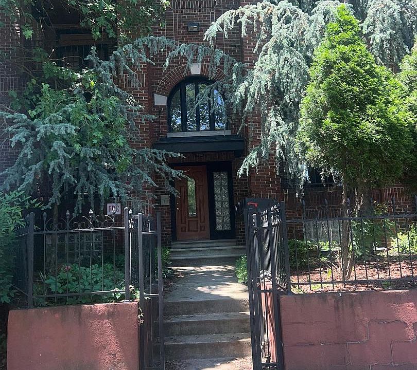 1st image of 2202 Park Ave APT 201