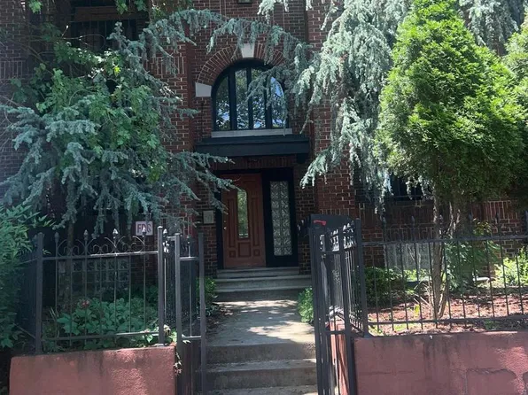 2202 Park Ave APT 201, Baltimore, MD 21217