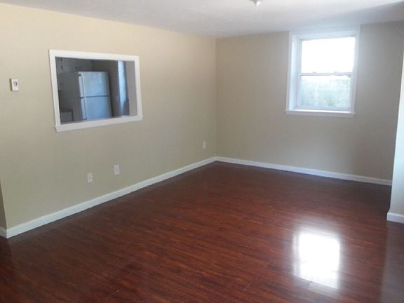 3rd image of 61 Princeton St #16-A