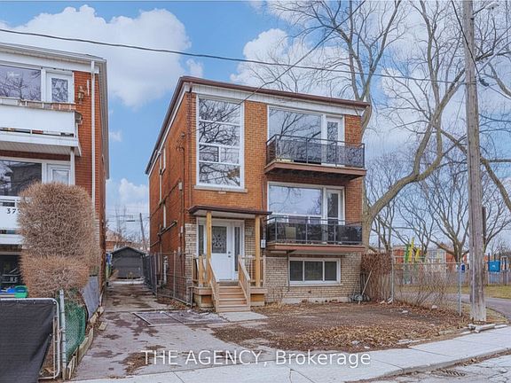 2nd image of 374 Atlas Ave