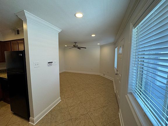 5th image of 1331 Lake Ave APT 9