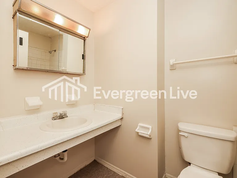 8119 Mount Hood — Photo 11