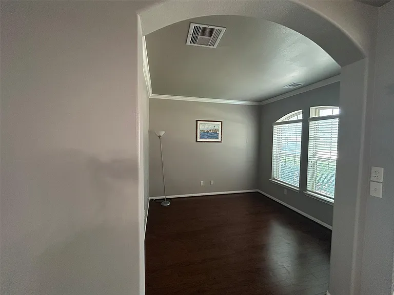 7936 Lake Commons Dr — Photo 5