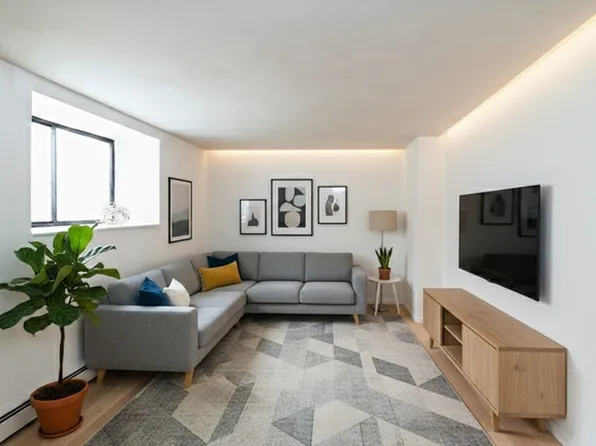 30 Kinross Rd APT 1, Brighton, MA 02135