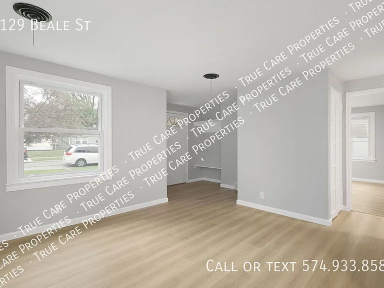 1129 Beale St — Photo 12