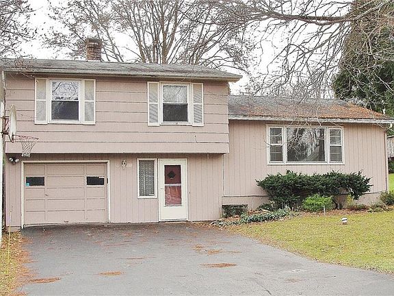 2nd image of 201 Marsh Dr