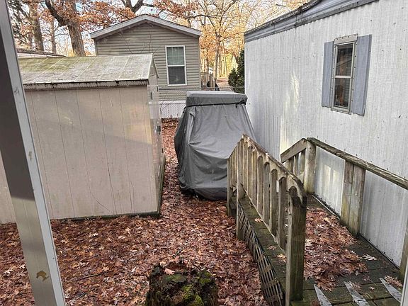 4th image of 10P Shady Pines Road