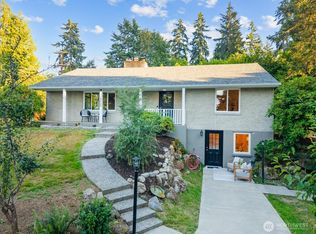 15705 84th Ave NE, Kenmore, WA 98028