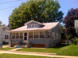 1111 S Madison St, Bloomington, IL