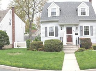 79 Magnolia Ave, Cresskill, NJ 07626