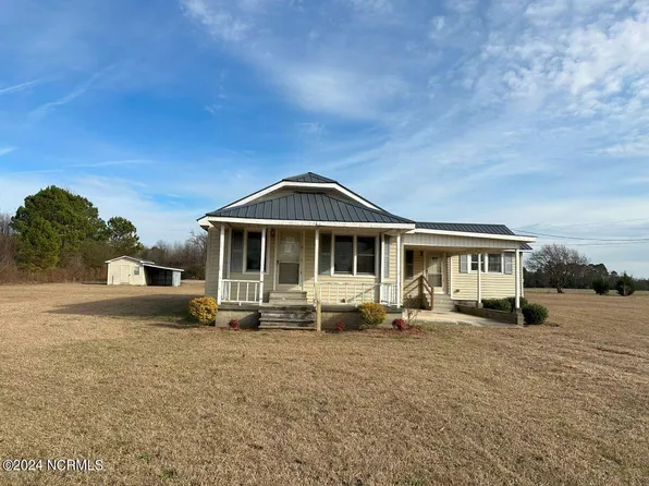 268 Sand Ridge Road, Beulaville, NC 28518