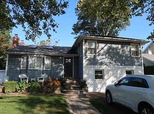 2547 Foxdale Ave, Oceanside, NY 11572
