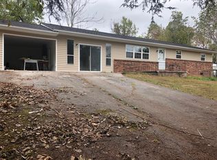 104 Walnut St, New Tazewell, TN 37825