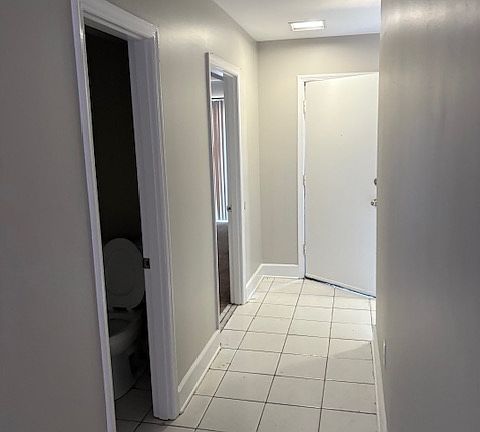 4th image of 109 Lionsgate Dr