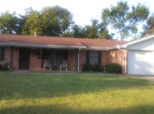 233 Georgian Rd, Fort Worth, TX 76134