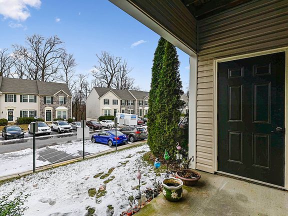 3rd image of 5205 Wyndholme Cir Unit 104