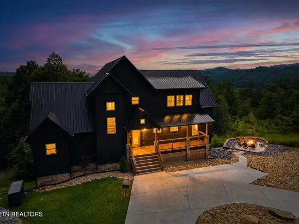 2843 Cedar Falls Way, Sevierville, TN 37876