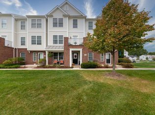 5972 Woodshire Dr #202, Westerville, OH 43081