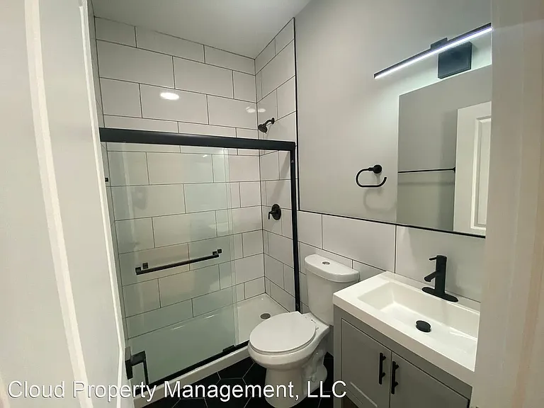 2207 W 18th St #3C — Photo 12
