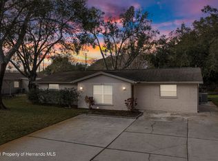 9115 Outpost Dr, New Port Richey, FL 34654