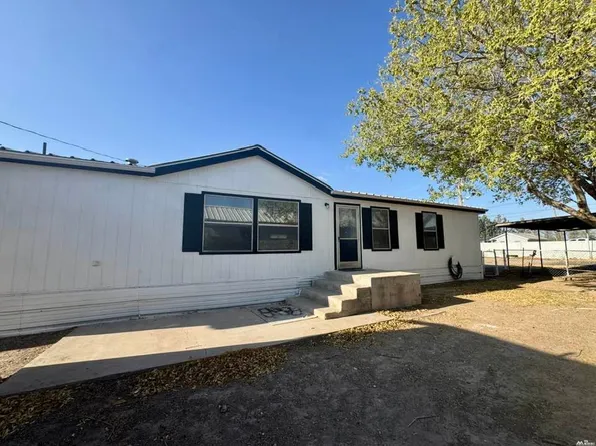 1626 Pecos Hwy, Loving, NM 88256