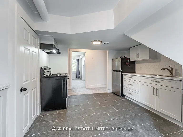 459 Aberdeen Ave #3 — Photo 13
